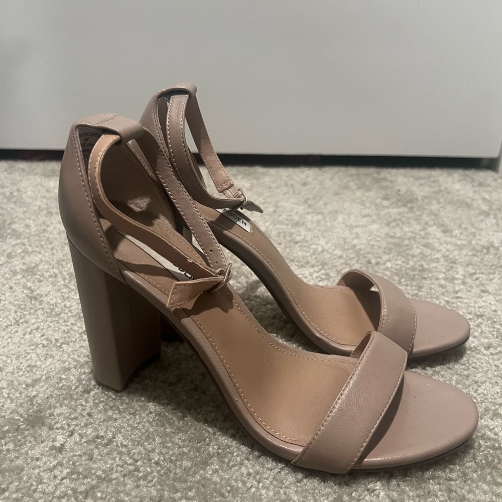 Steve Madden Carson Tan Block Heel - image 1